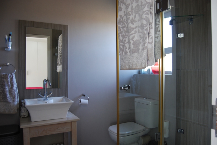 5 Bedroom Property for Sale in Country Club Western Cape